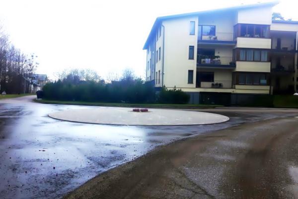 Kulautuvoje žiedinė sąnkryža